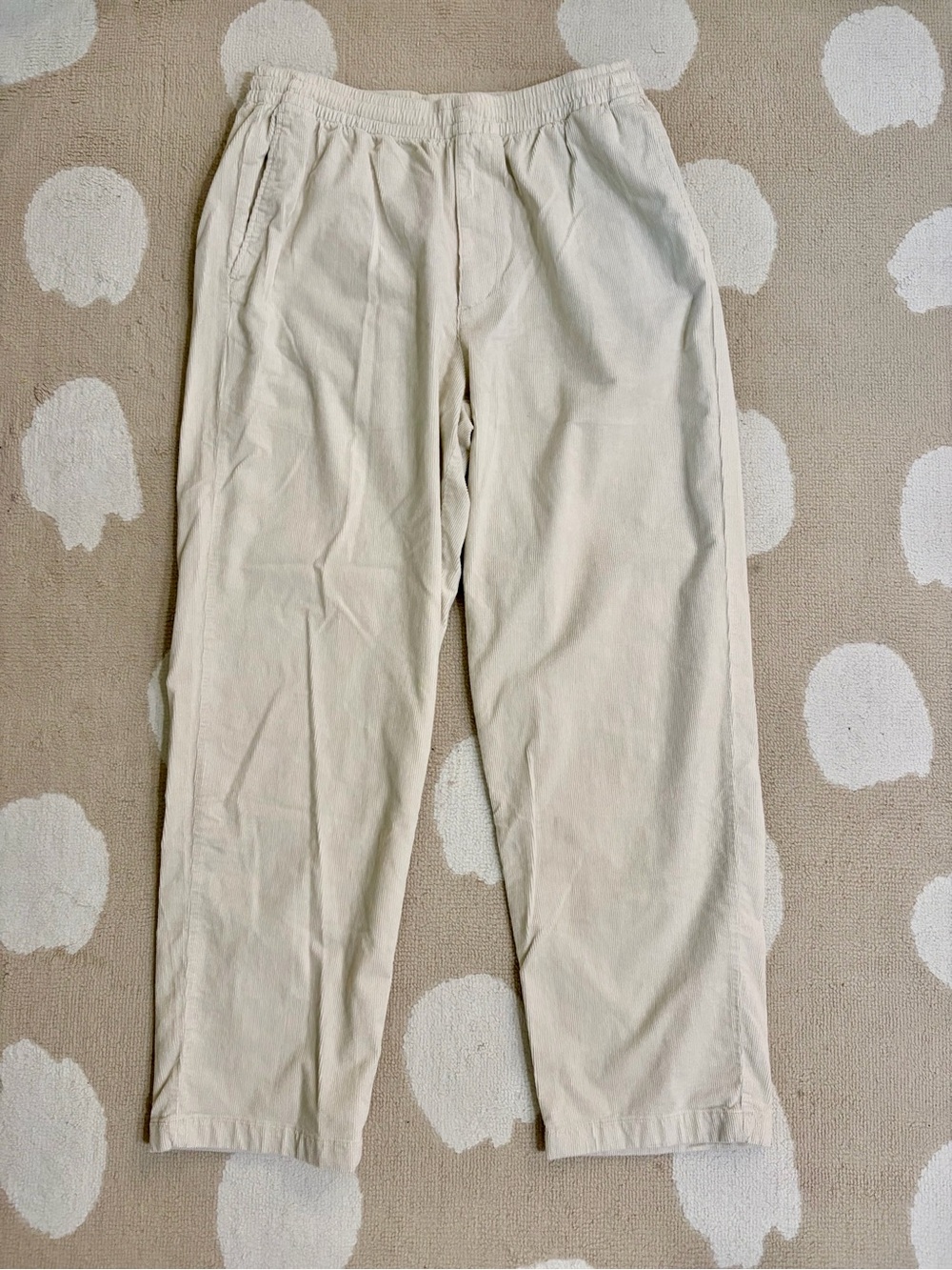 Uniqlo Men's corduroy pants in Light Cream